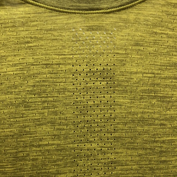 LIKE NEW! Lululemon Metal Vent Tech Surge Short Sleeve - Picture 9 of 13